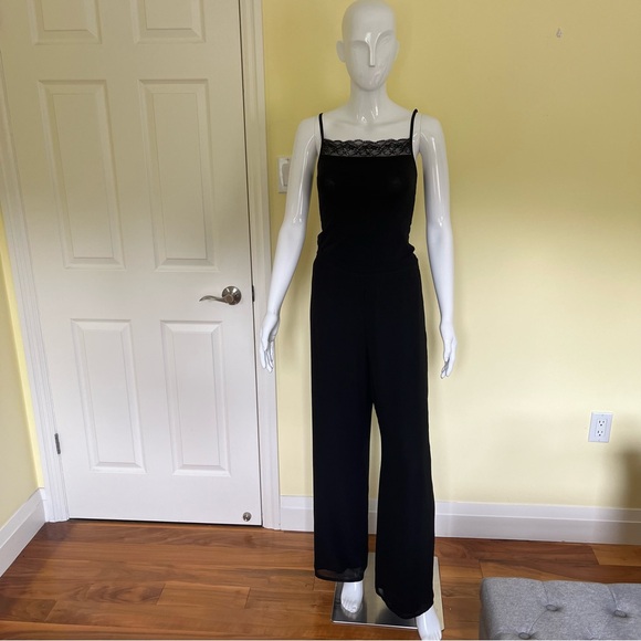 Black light and soft viscose blend pants loose summer coctail style loose pants - Picture 6 of 16